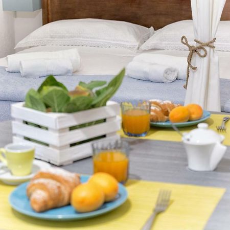 Dimora Zafferano - Guest House オストゥーニ エクステリア 写真