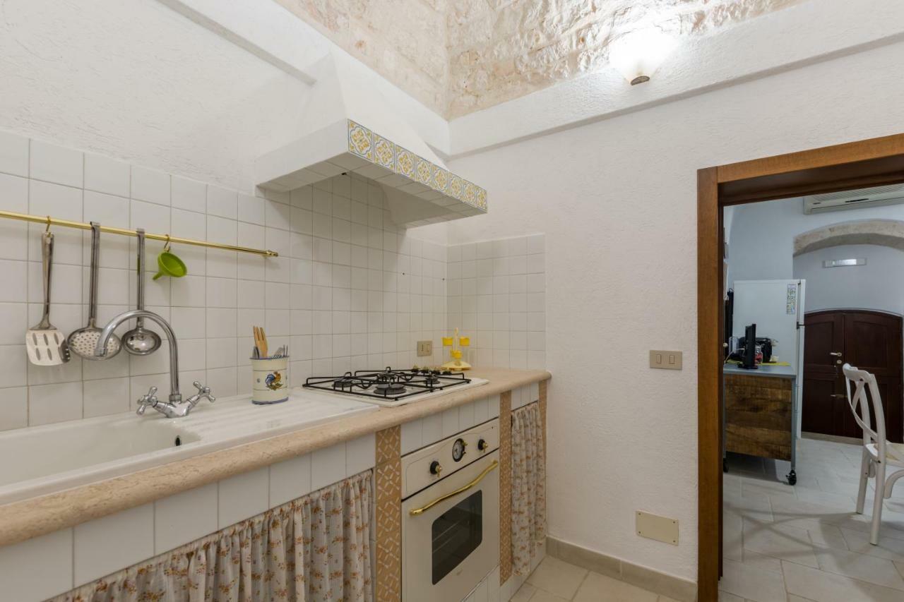 Dimora Zafferano - Guest House オストゥーニ エクステリア 写真